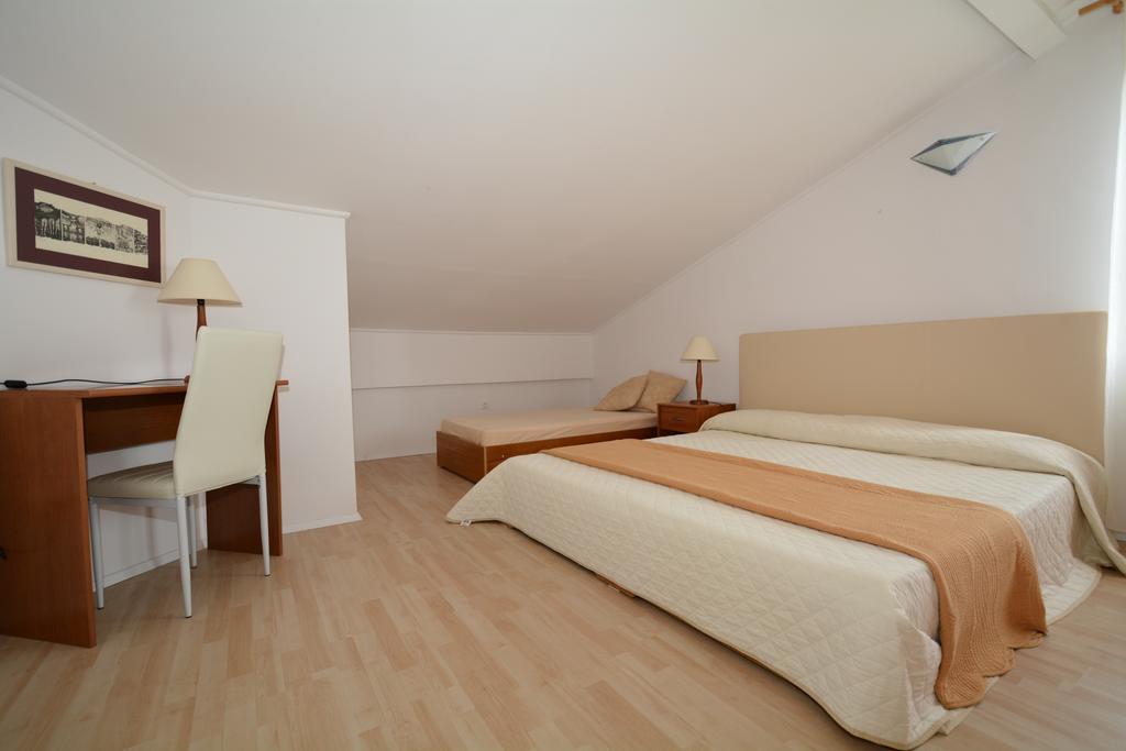 Apartments Gala 波雷奇 客房 照片