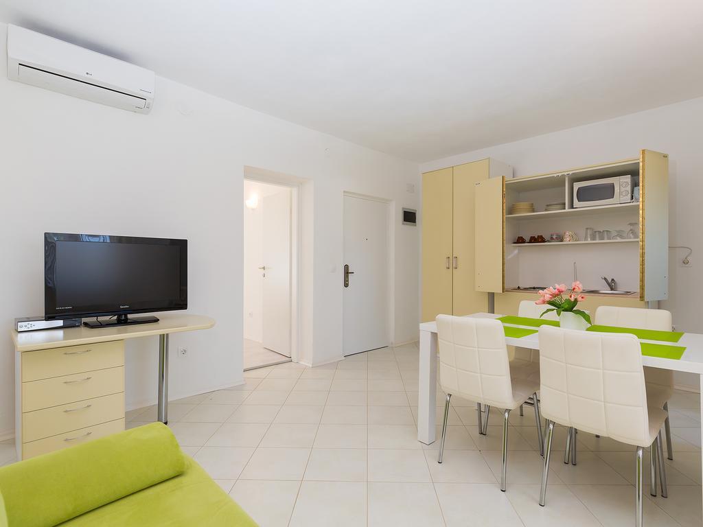 Apartments Gala 波雷奇 外观 照片