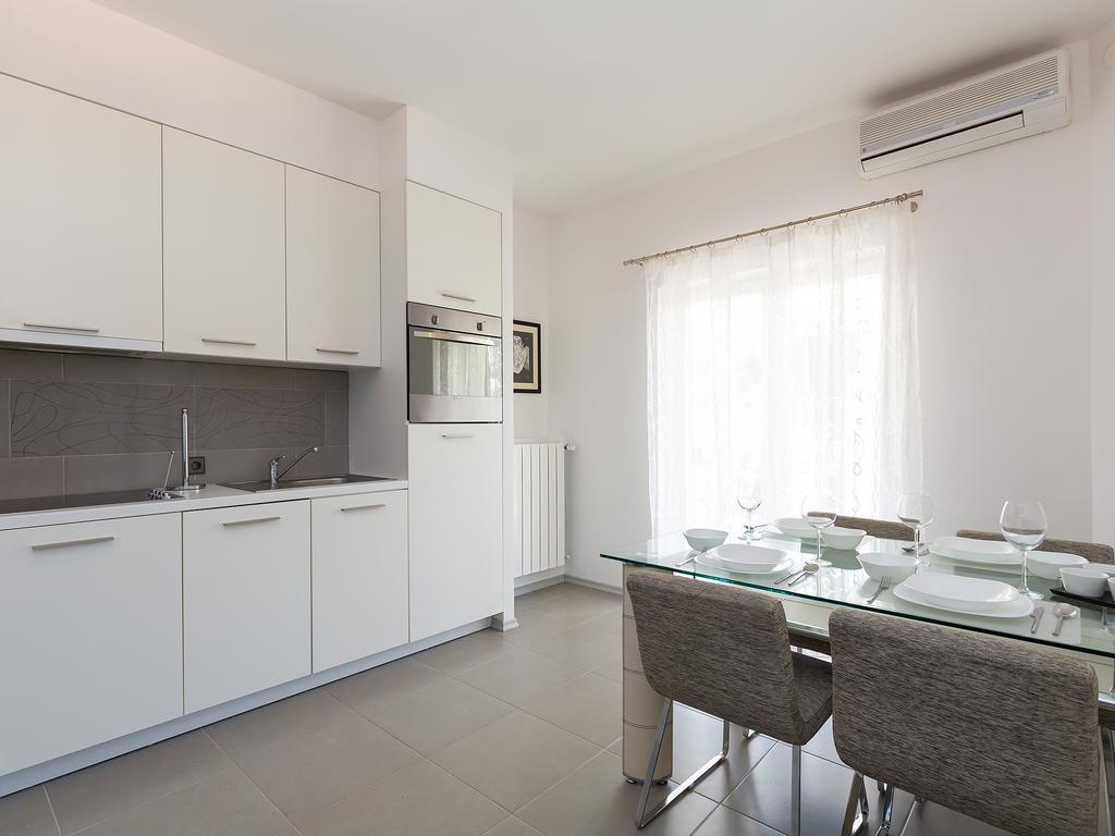 Apartments Gala 波雷奇 外观 照片